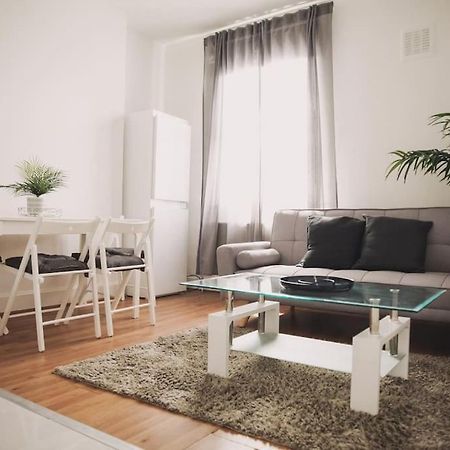 3 Bed Flat With Balcony Central Лондон Екстериор снимка