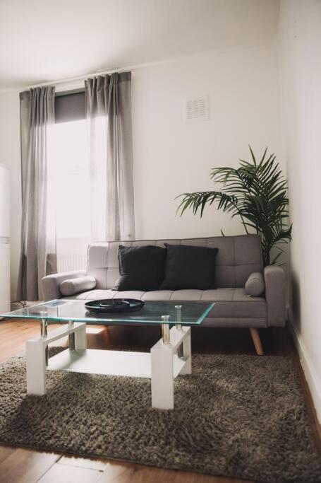 3 Bed Flat With Balcony Central Лондон Екстериор снимка